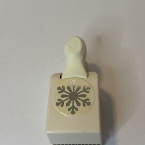 Martha Stewart Paper Punch Cutter 2” Snowflake XL